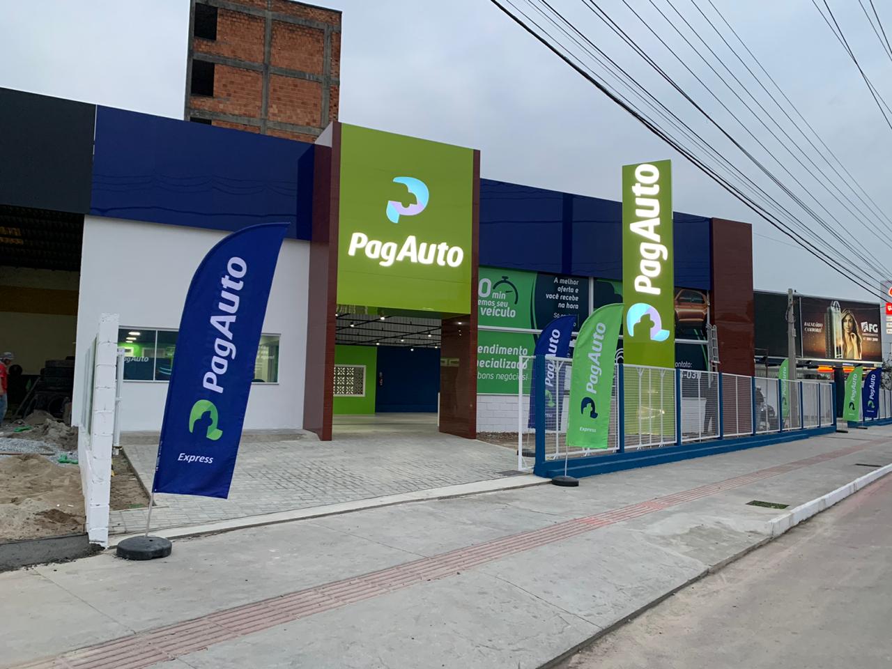 Fachada em ACM Comercial